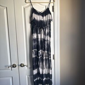 American Eagle Outfitters Black and White Maxi Dress